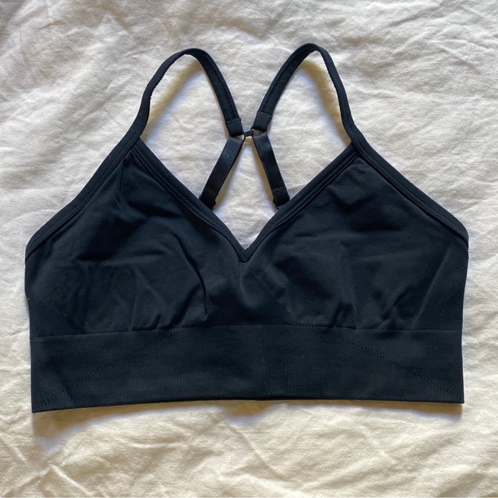 Lululemon Black Sports Bra Criss-Cross Straps